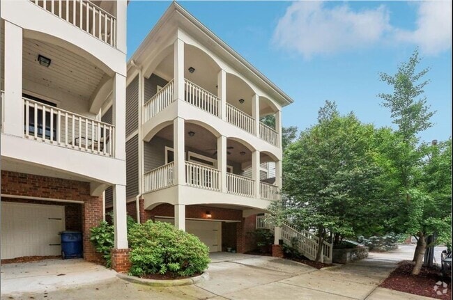 Building Photo - 737 St Charles Ave NE Rental