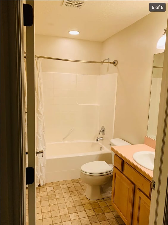 Habitación con baño compartido por $575 - 1372 Alpine Way