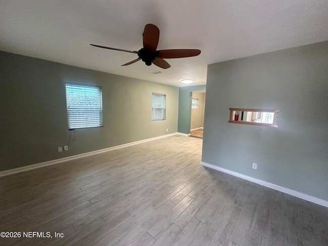 Photo - 820 3rd Ave N