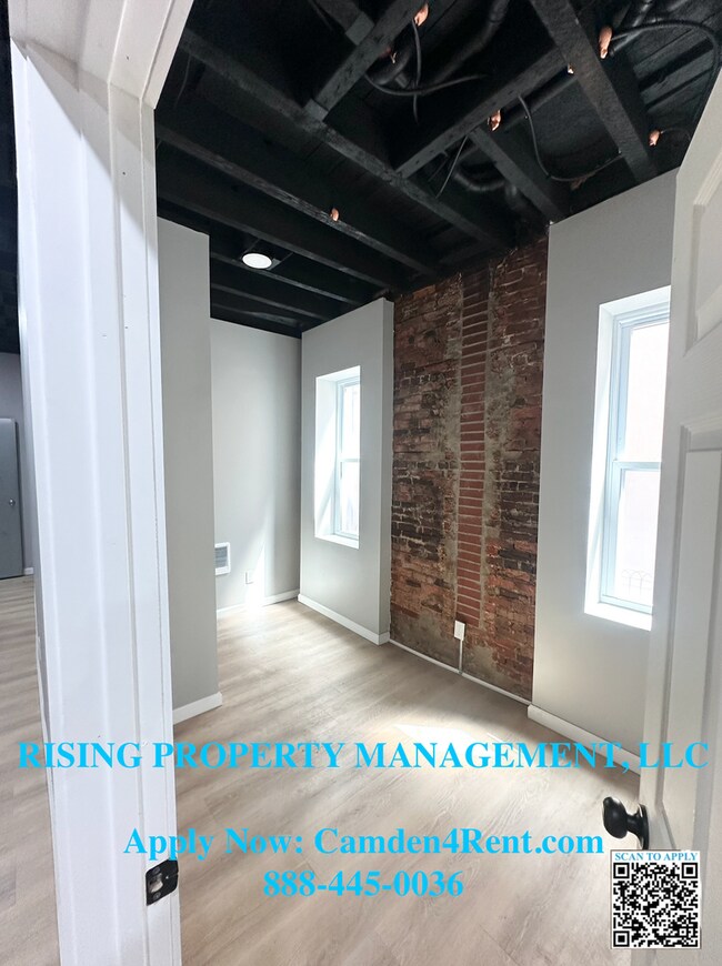 Building Photo - 1270 Liberty St Unit A - First Floor