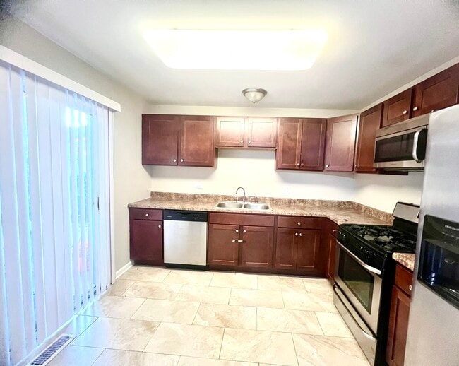 Photo - 248 Waverly Dr