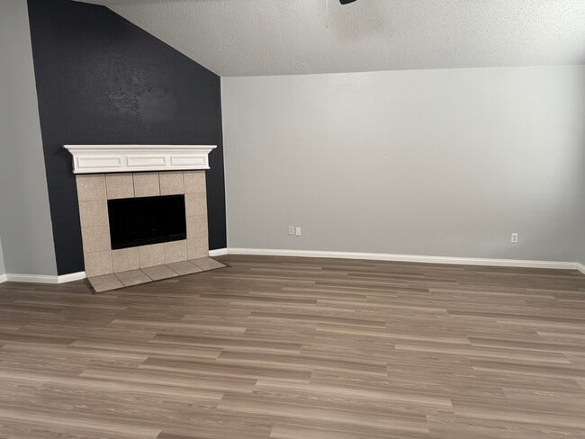 Building Photo - 2064 Pecan Creek Dr