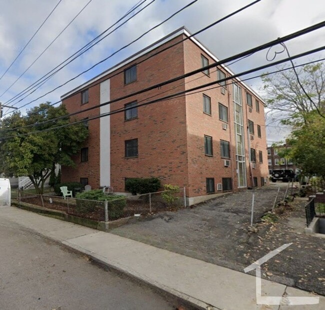 Building Photo - 2-47 Gardner St, #2