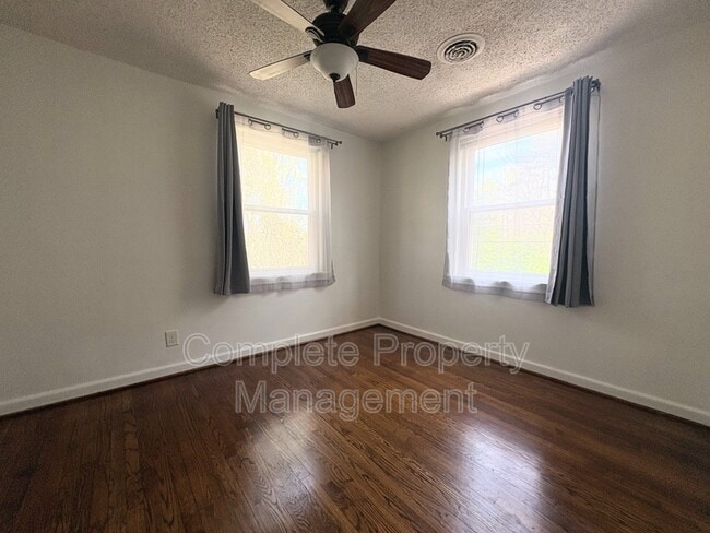 Photo - 1731 Valley Ave Unit Apt. H