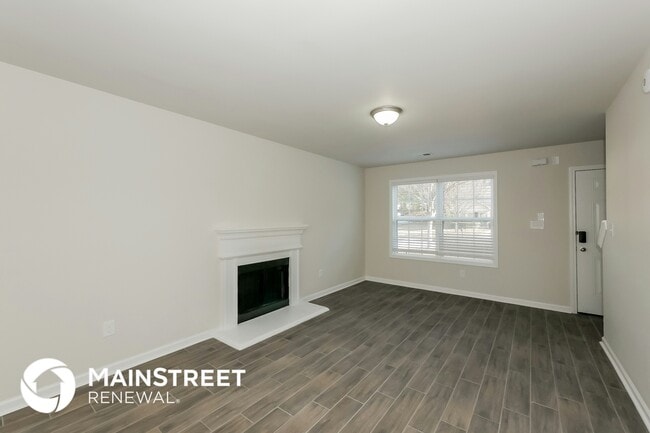 Photo - 2400 Vine St