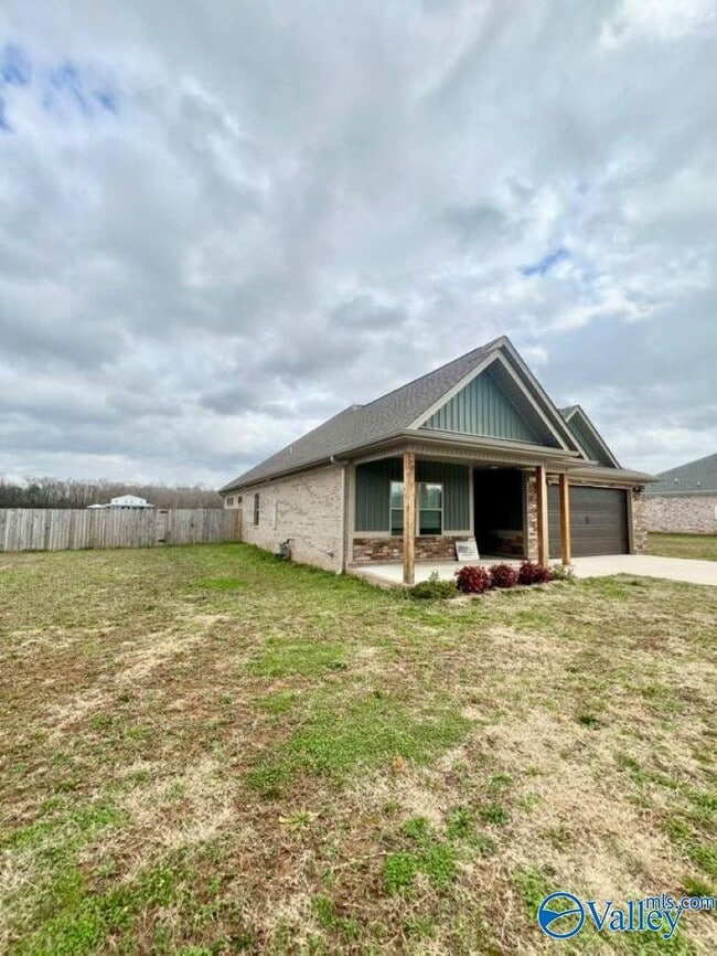 Photo - 15100 Blackburn Rd
