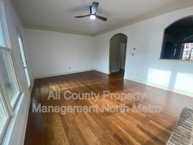 Photo - 3911 High Dove Way SW