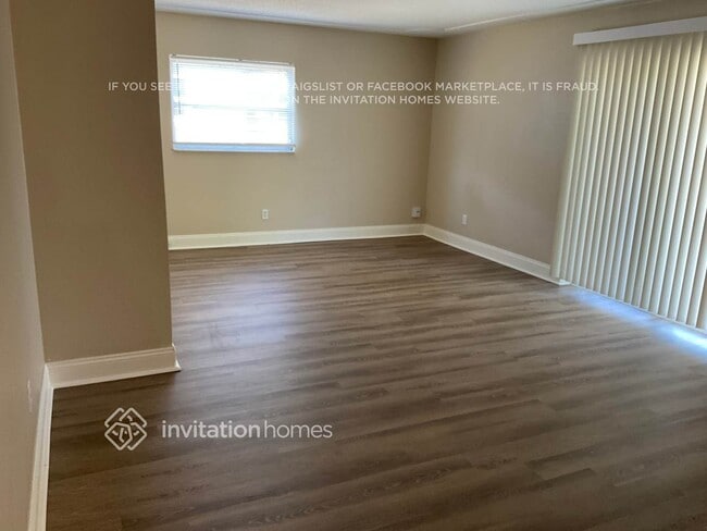 Photo - 2240 Kansas St