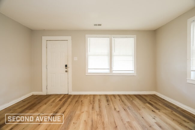 Photo - 315 3rd St N