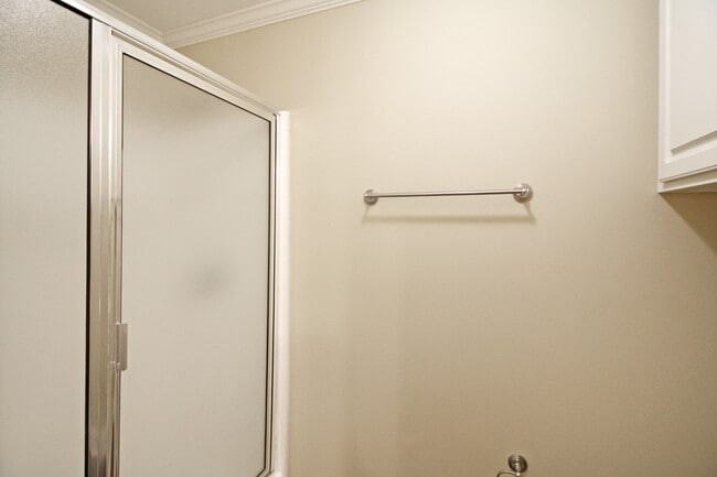 Photo - 810 Windlass Cove