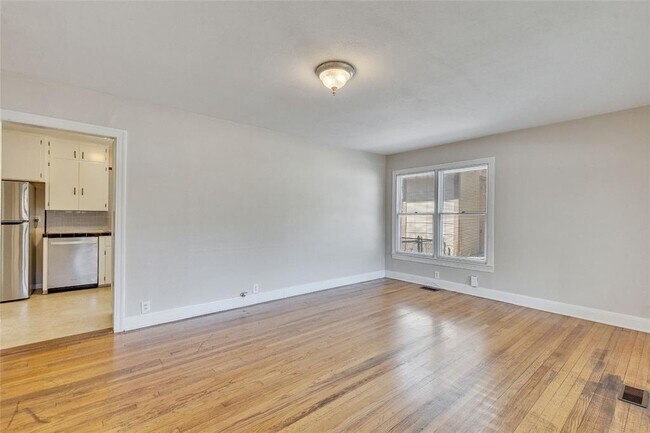 Photo - 3810 Brookview Rd