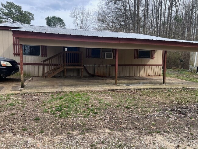 Building Photo - 3 Bedroom Home -ALL UTILITIES INCLUDED! Unit 30044A Old Hwy 6