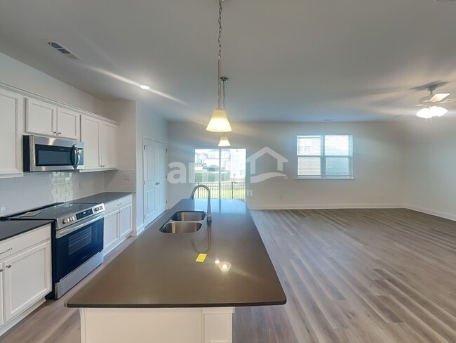 5218 Purple Frost Way
