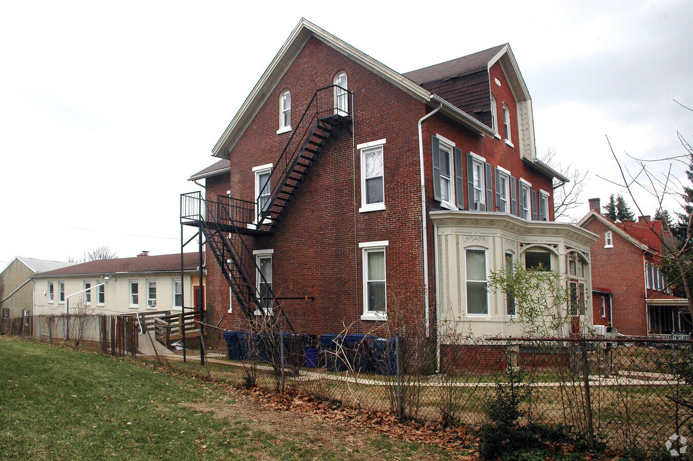 Photo - 419-425 S Walnut St