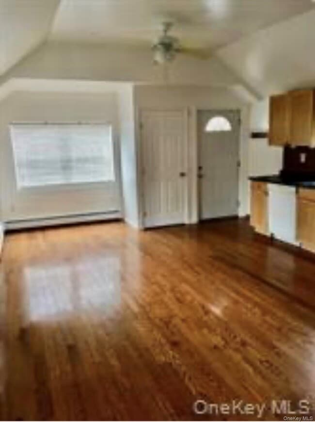 Building Photo - 13 Spring St Unit 2A
