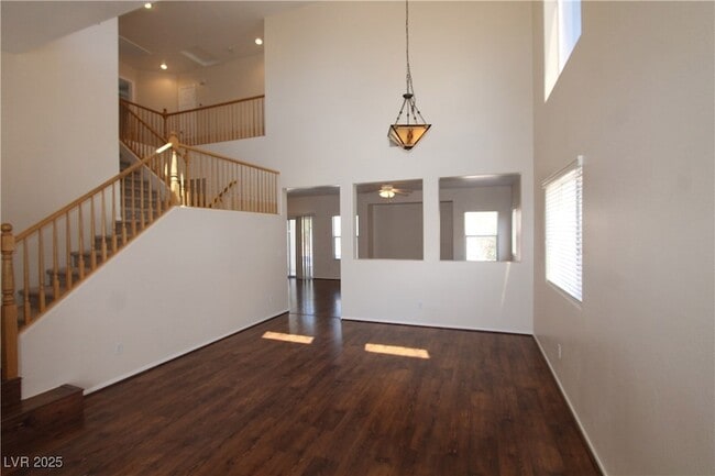 Photo - 2586 Highland Cliff Dr