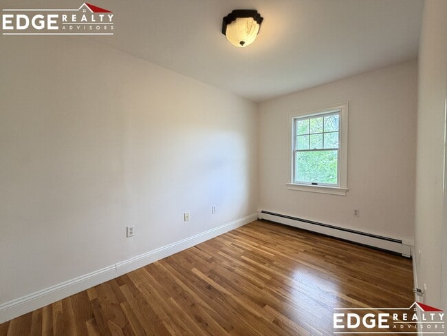 Photo - 119 Sciarappa St Unit 3