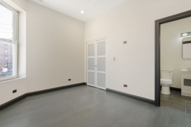 Photo - 3824 W Arthington St