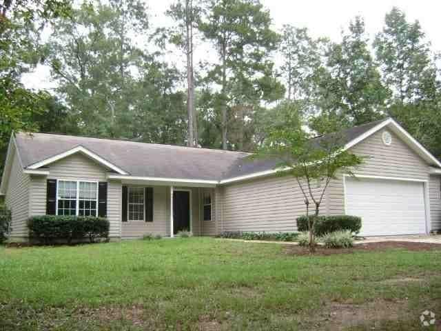 Building Photo - 8629 Oak Forest Trail Rental
