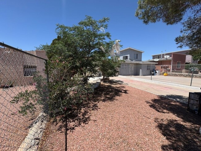 Photo - Lower valley duplex for rent