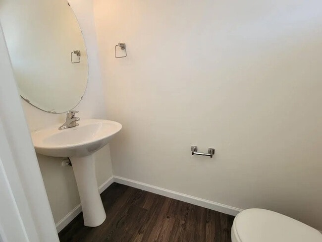 Photo - 64 Rollins Ln