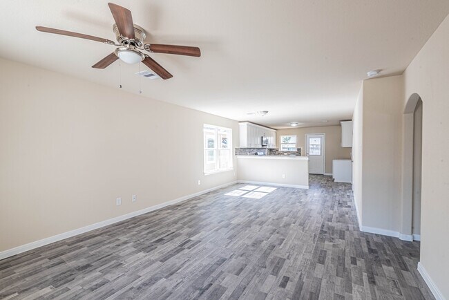 Photo - 12614 Terrance St