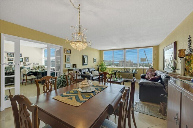 9125 SW 77th Ave Unit 802