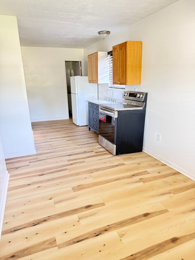 Photo - 11414 Sralla Rd
