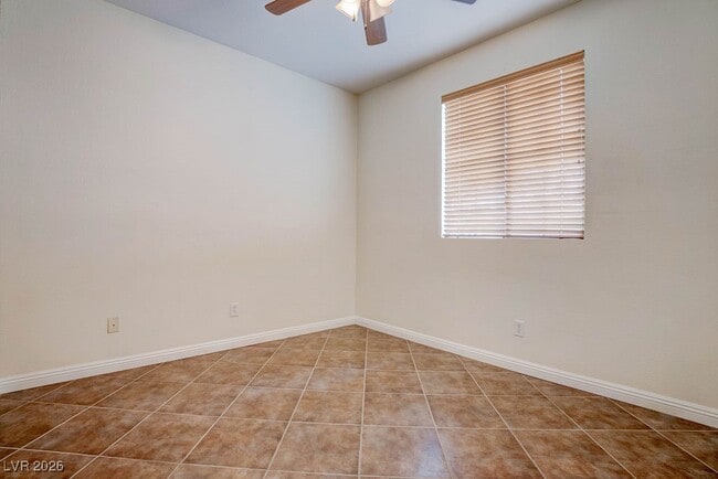 Photo - 1948 W Hammer Ln