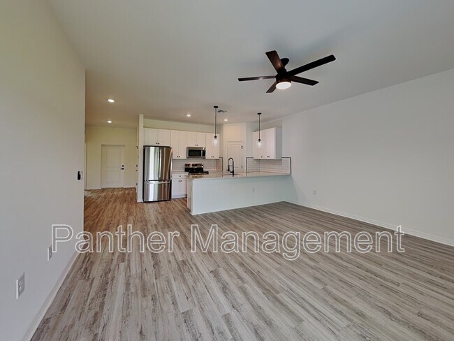 Photo - 5228 27th St SW