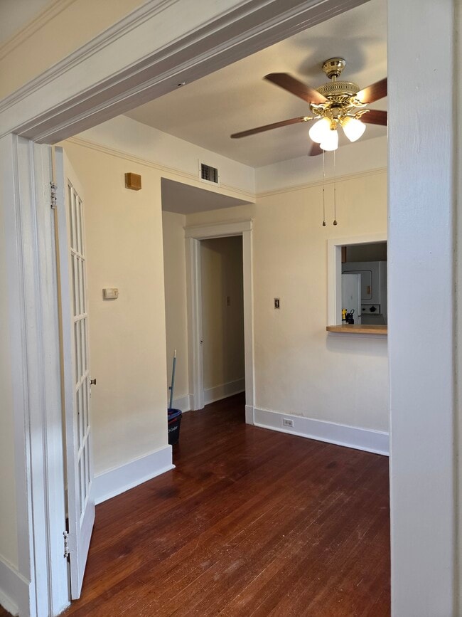 8128 Pritchard Pl Unidad B