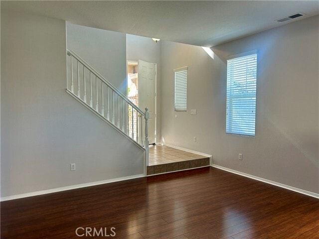 Photo - 6982 Swiss St