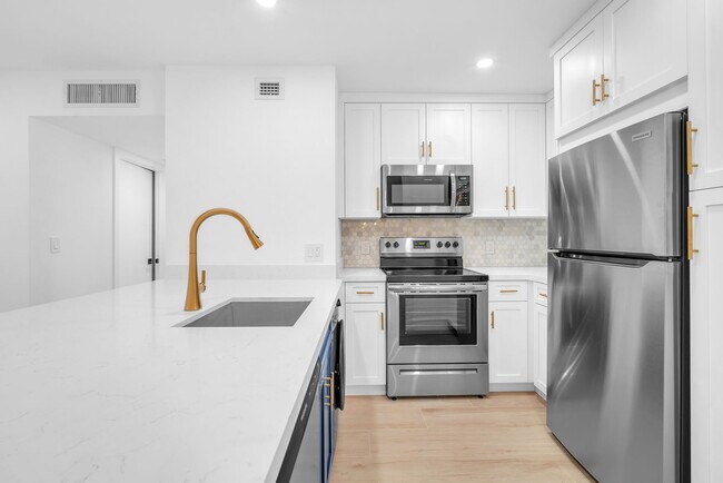 Photo - 7915 SW 86th St Unidad 728 Rental