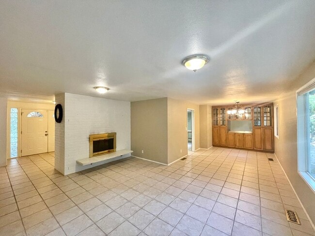 Photo - Great House for Rent