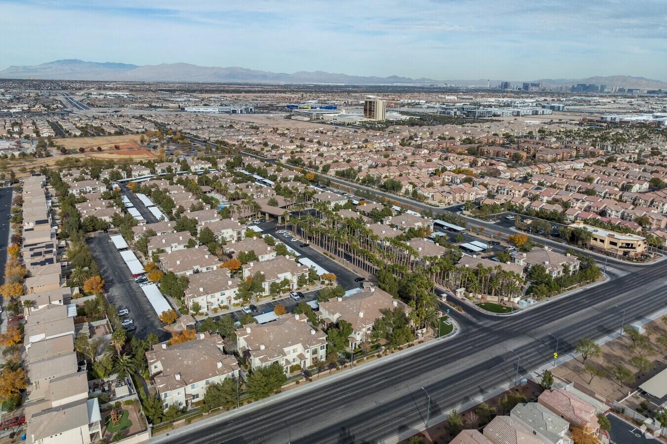 Context - The Falls at Rhodes Ranch