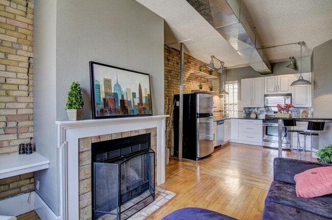 Photo - 605 S 9th St Unit APT 7