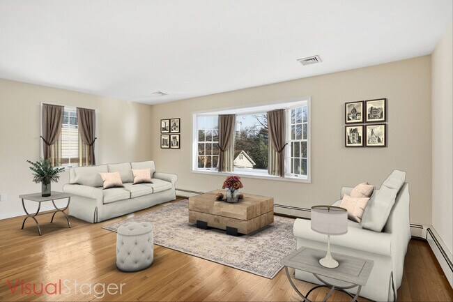 Living Room - 53 Prince St Unit 2