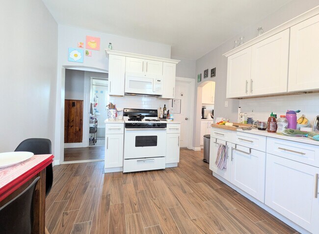 Photo - 11 Houghton St Unit 3