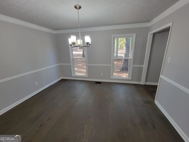 Photo - 260 Greenfield Cir