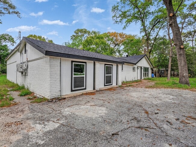 Photo - 11515 Iberia Dr