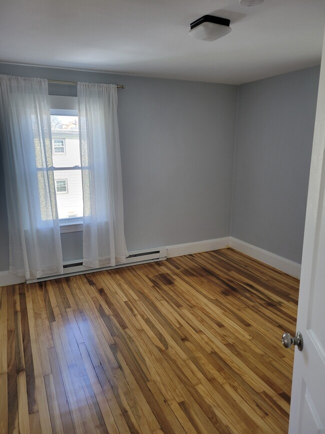 Photo - 28 Graham St Unidad 2R