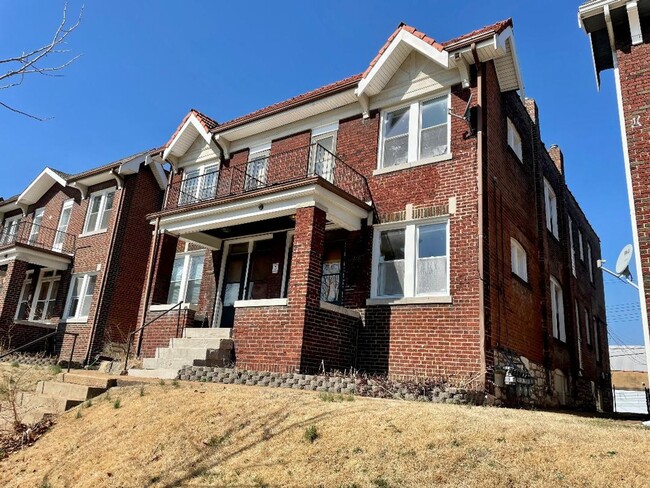 Building Photo - 2117 Maury Ave