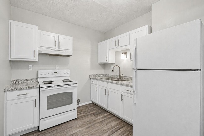 Photo - 564 Glenwood Ave Unit 34