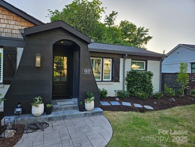 Photo - 4820 Gilmore Dr