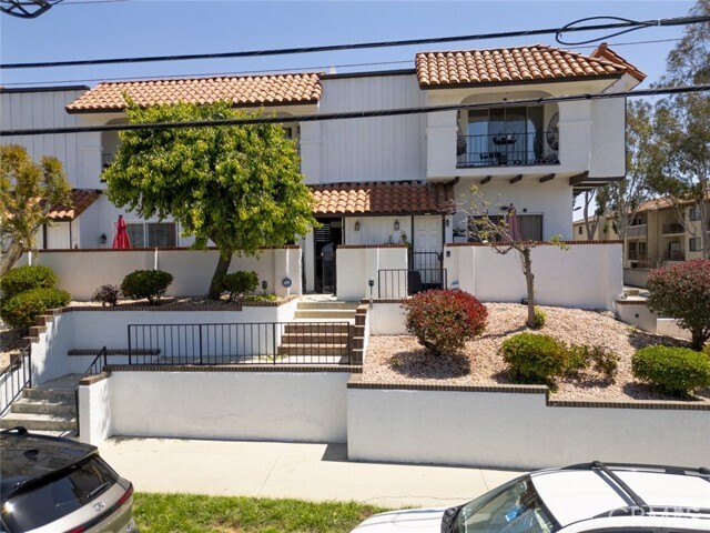 Building Photo - 10030 Owensmouth Ave Unit 23 Rental