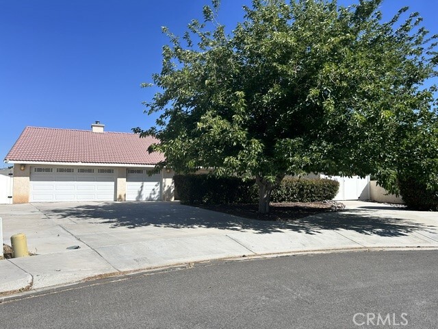Building Photo - 13955 Okesa Rd