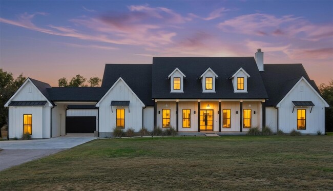 Building Photo - 23937 Oscar Rd