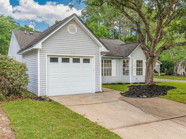 Photo - 1053 Emerald Ln