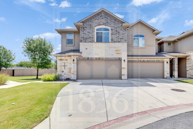 Building Photo - 2880 Donnell Dr Rental