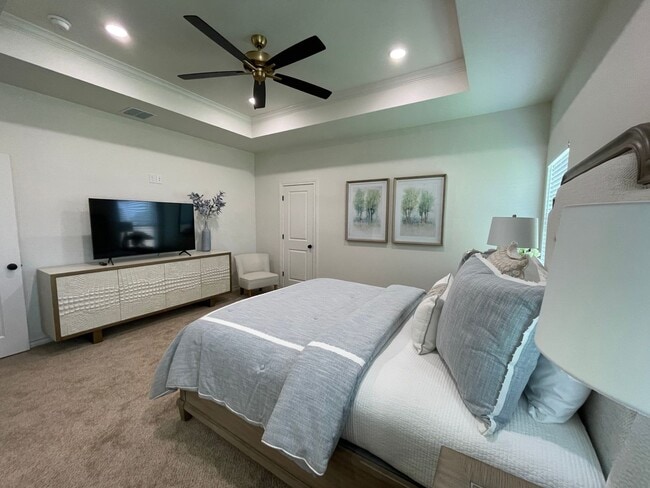 Photo - Fully Furnished 3 bed 2 bath, AVAILABLE March 1st!